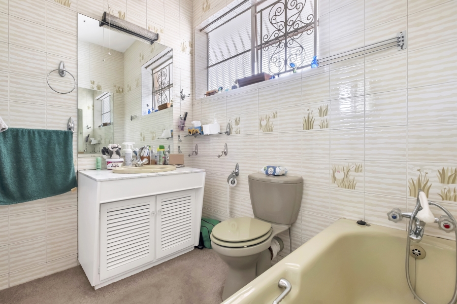 4 Bedroom Property for Sale in Greenside Gauteng