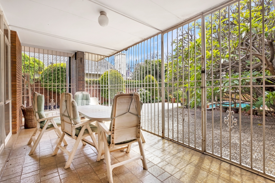 4 Bedroom Property for Sale in Greenside Gauteng