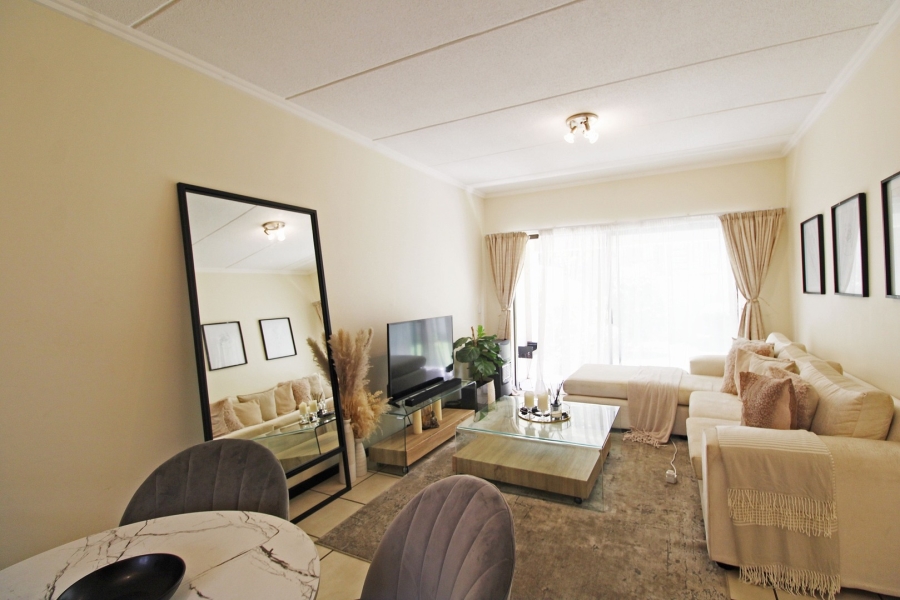 2 Bedroom Property for Sale in Bryanston Gauteng