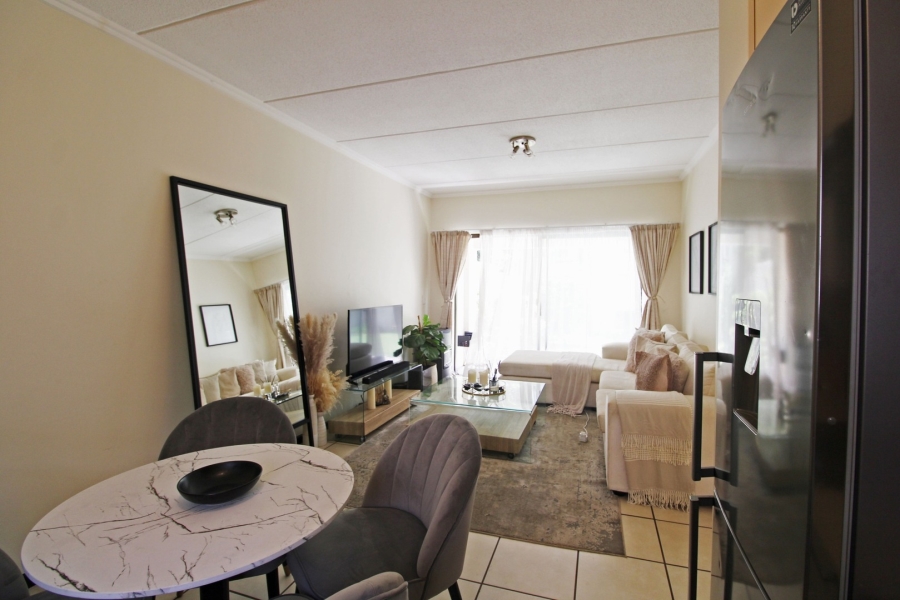 2 Bedroom Property for Sale in Bryanston Gauteng