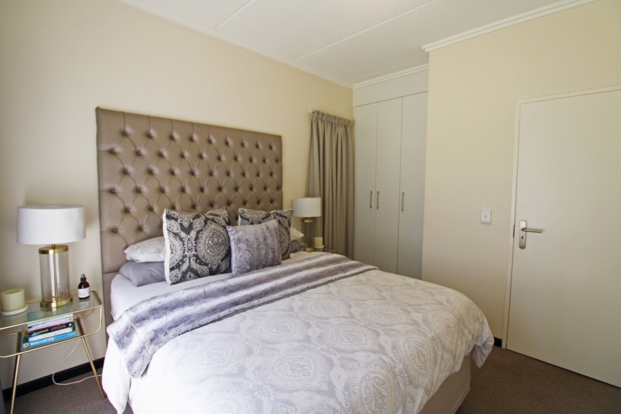 2 Bedroom Property for Sale in Bryanston Gauteng