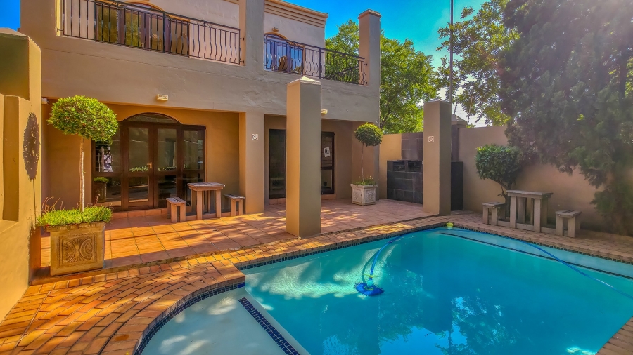 0 Bedroom Property for Sale in Lonehill Gauteng