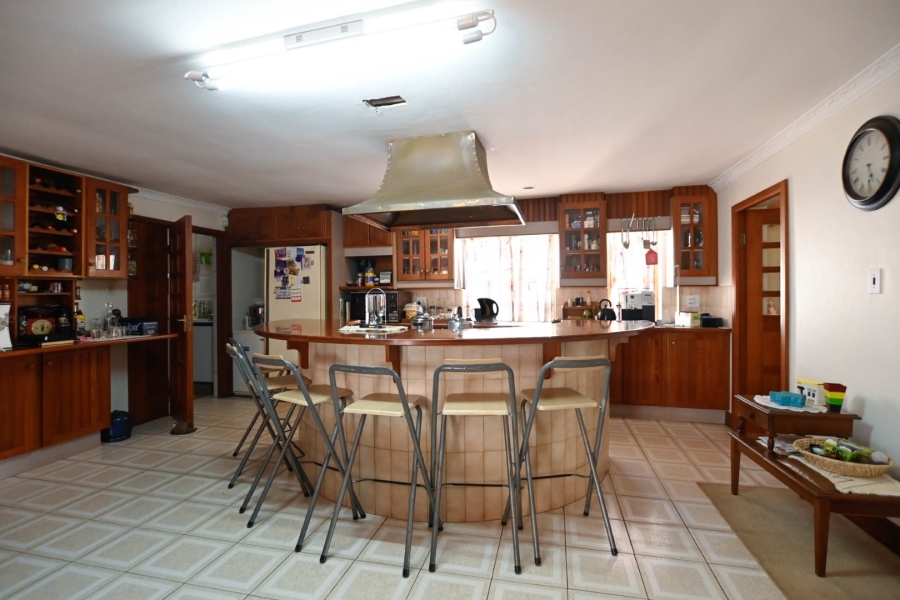 5 Bedroom Property for Sale in Ninapark Gauteng