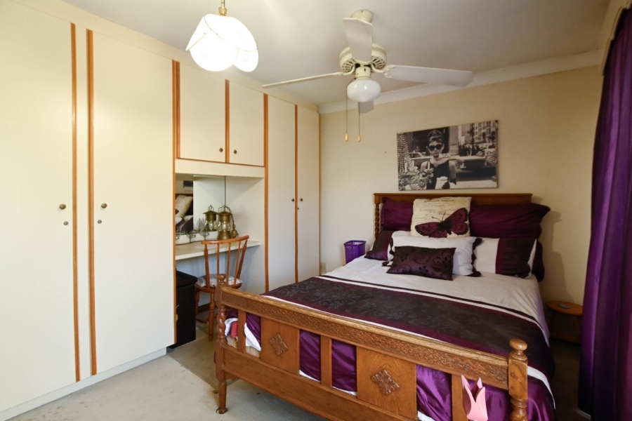 5 Bedroom Property for Sale in Ninapark Gauteng