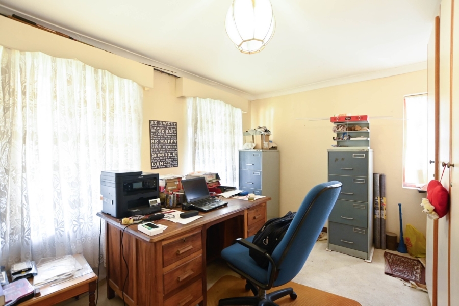 5 Bedroom Property for Sale in Ninapark Gauteng