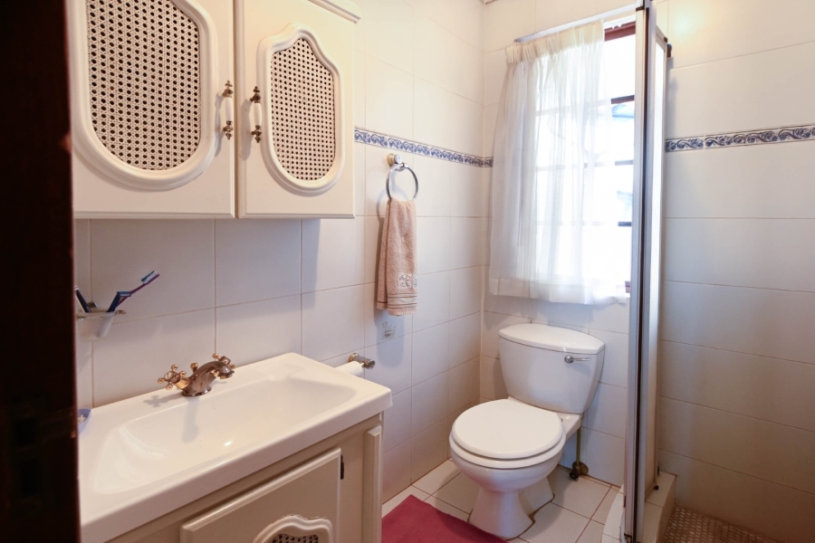 5 Bedroom Property for Sale in Ninapark Gauteng