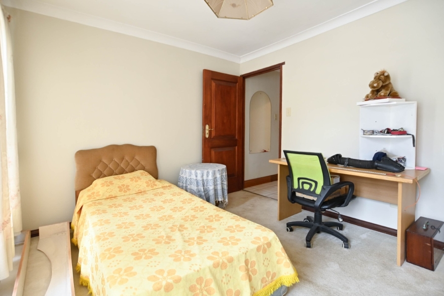 5 Bedroom Property for Sale in Ninapark Gauteng