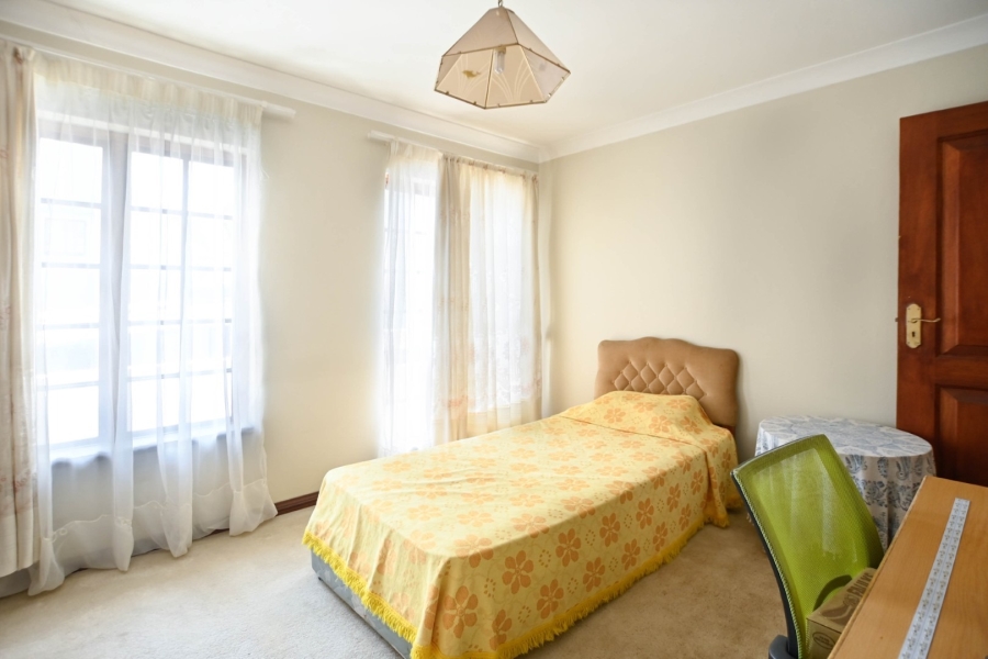 5 Bedroom Property for Sale in Ninapark Gauteng