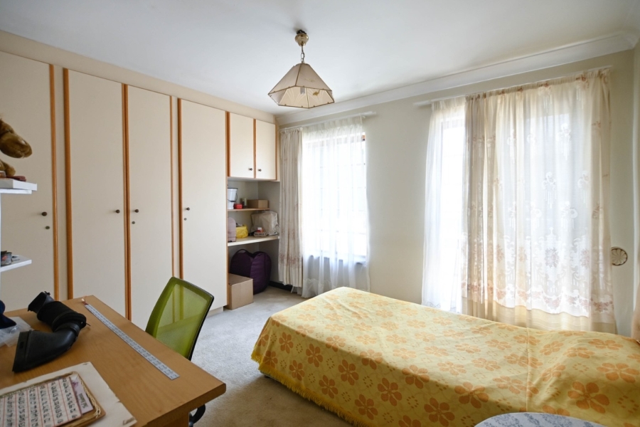 5 Bedroom Property for Sale in Ninapark Gauteng