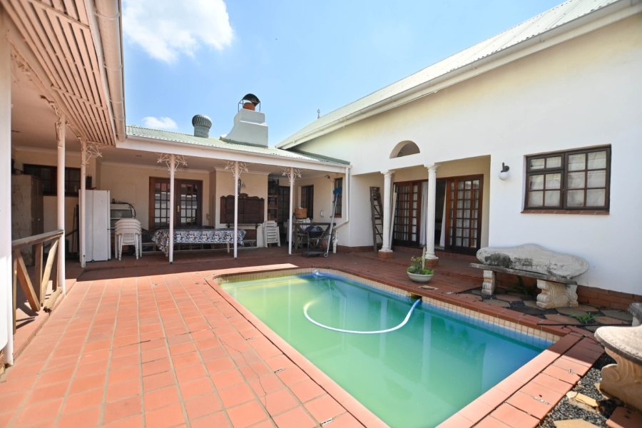 5 Bedroom Property for Sale in Ninapark Gauteng