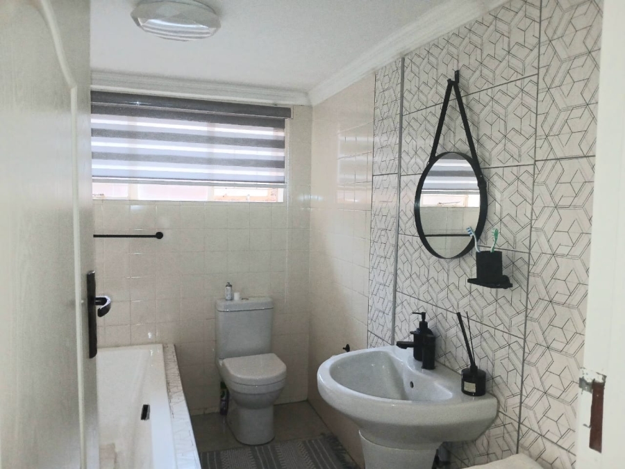 3 Bedroom Property for Sale in Florauna Gauteng