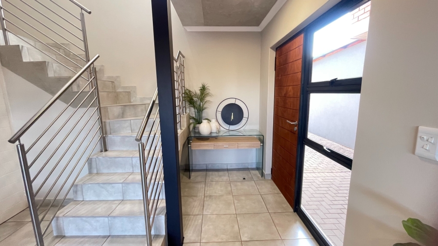 3 Bedroom Property for Sale in Sinoville Gauteng