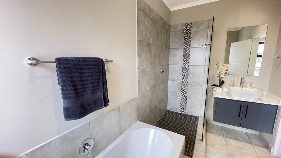 3 Bedroom Property for Sale in Sinoville Gauteng