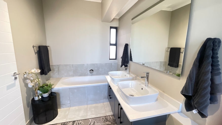 3 Bedroom Property for Sale in Sinoville Gauteng