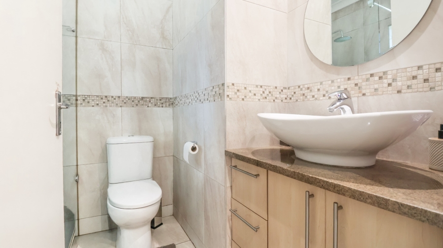 To Let 2 Bedroom Property for Rent in Douglasdale Gauteng