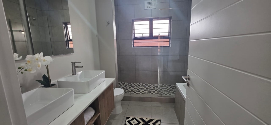 3 Bedroom Property for Sale in Rietvalleirand Gauteng