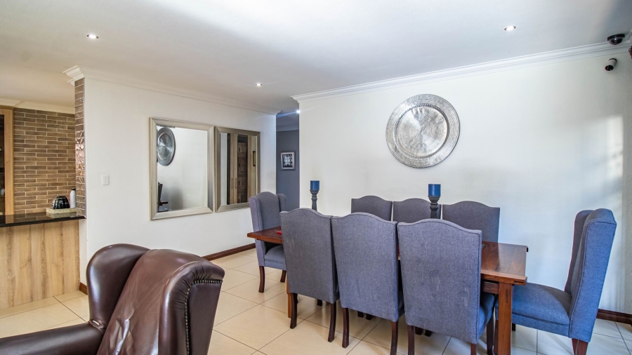 3 Bedroom Property for Sale in New Redruth Gauteng