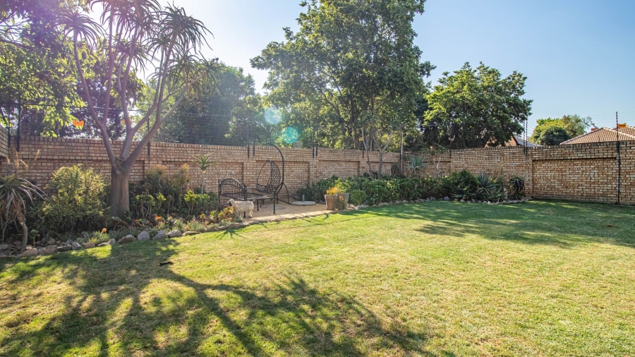 3 Bedroom Property for Sale in New Redruth Gauteng