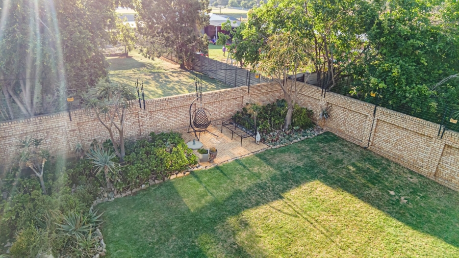 3 Bedroom Property for Sale in New Redruth Gauteng