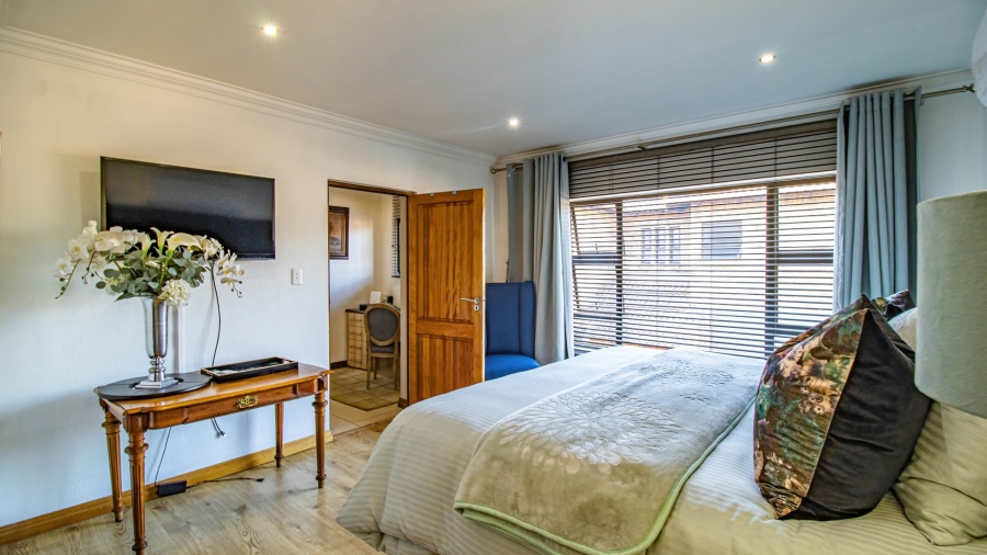 3 Bedroom Property for Sale in New Redruth Gauteng