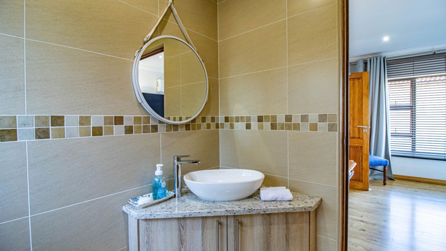 3 Bedroom Property for Sale in New Redruth Gauteng