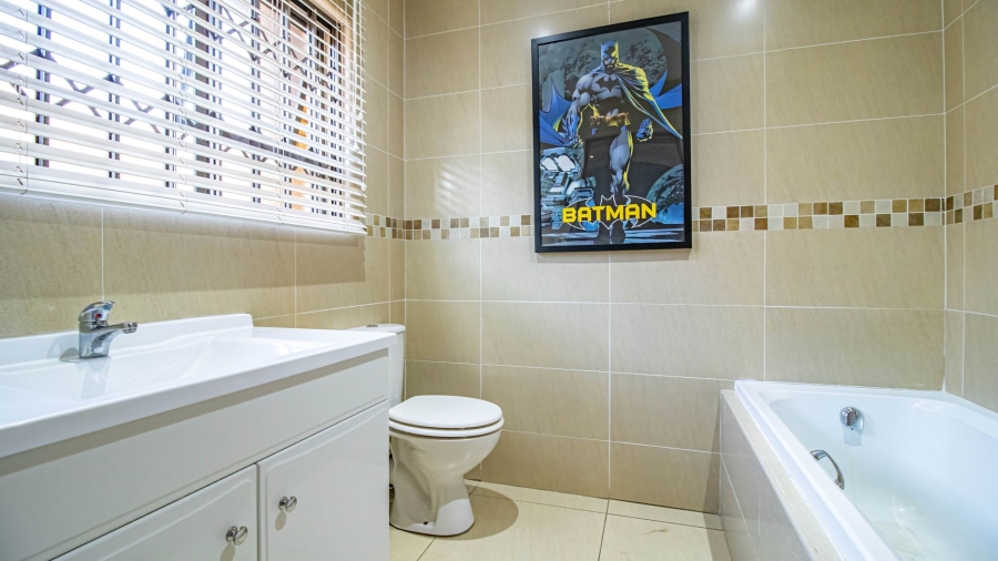 3 Bedroom Property for Sale in New Redruth Gauteng