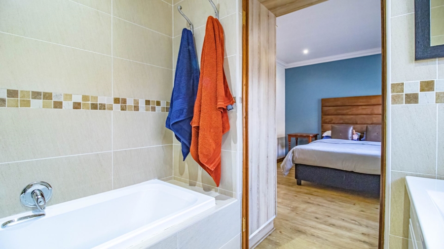 3 Bedroom Property for Sale in New Redruth Gauteng