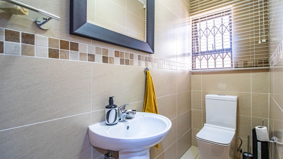 3 Bedroom Property for Sale in New Redruth Gauteng