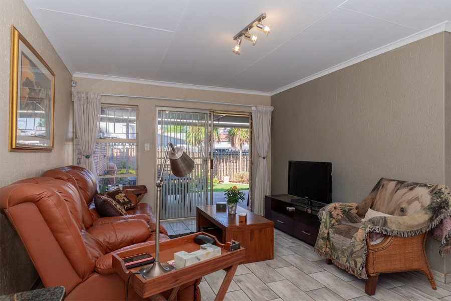 3 Bedroom Property for Sale in Birchleigh Gauteng