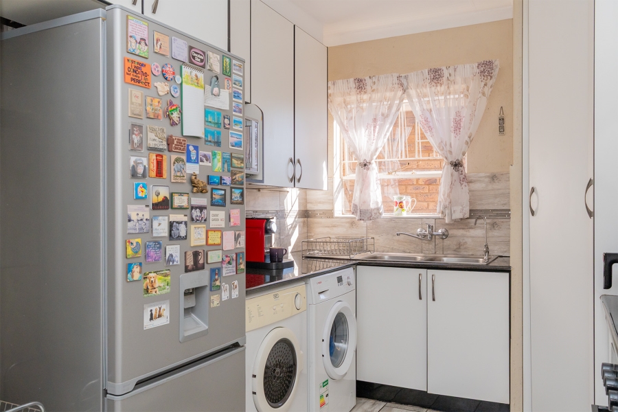 3 Bedroom Property for Sale in Birchleigh Gauteng