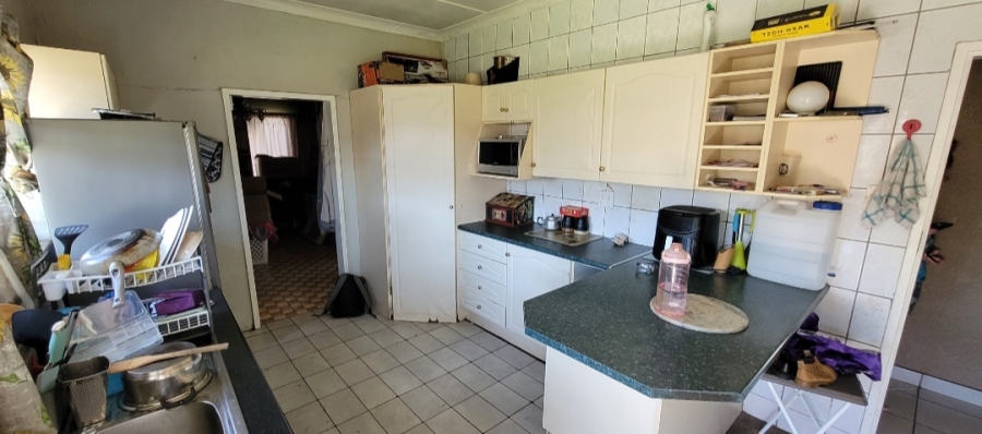 5 Bedroom Property for Sale in Elspark Gauteng