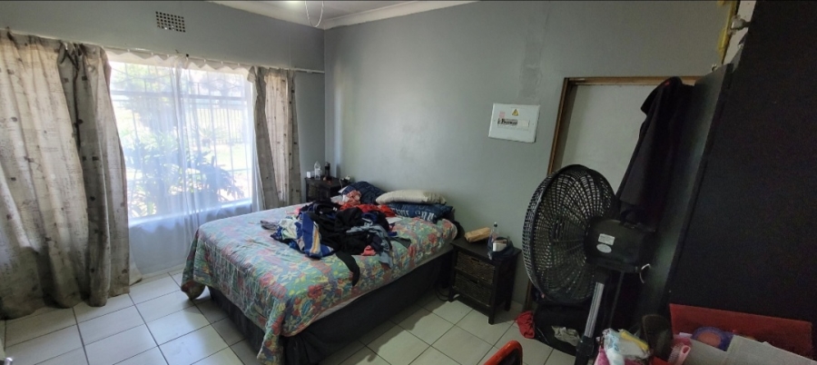 5 Bedroom Property for Sale in Elspark Gauteng