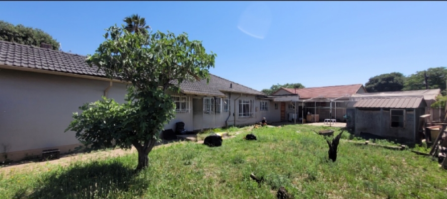 5 Bedroom Property for Sale in Elspark Gauteng