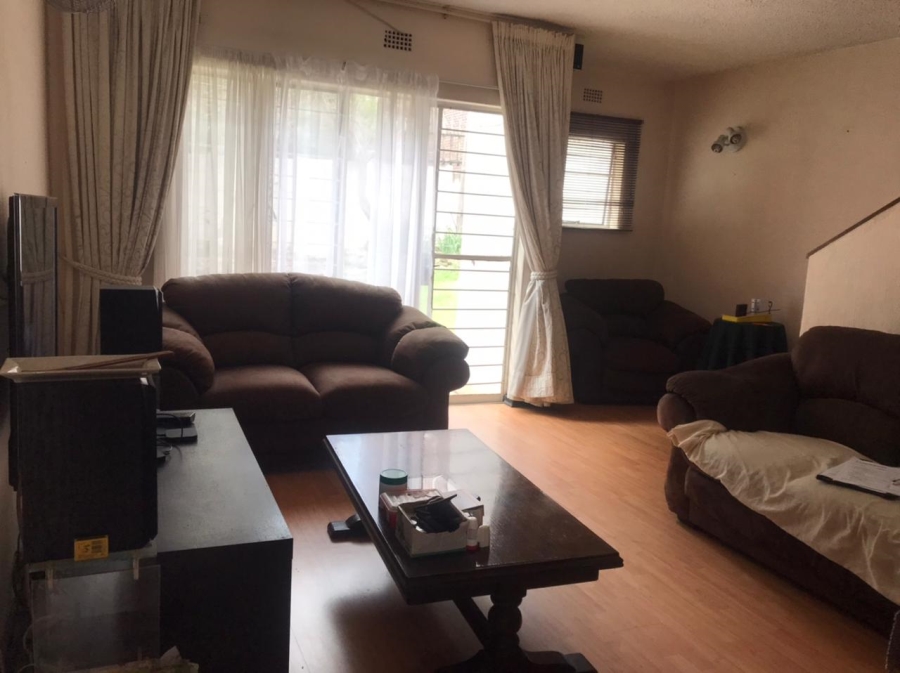 2 Bedroom Property for Sale in Eastleigh Gauteng