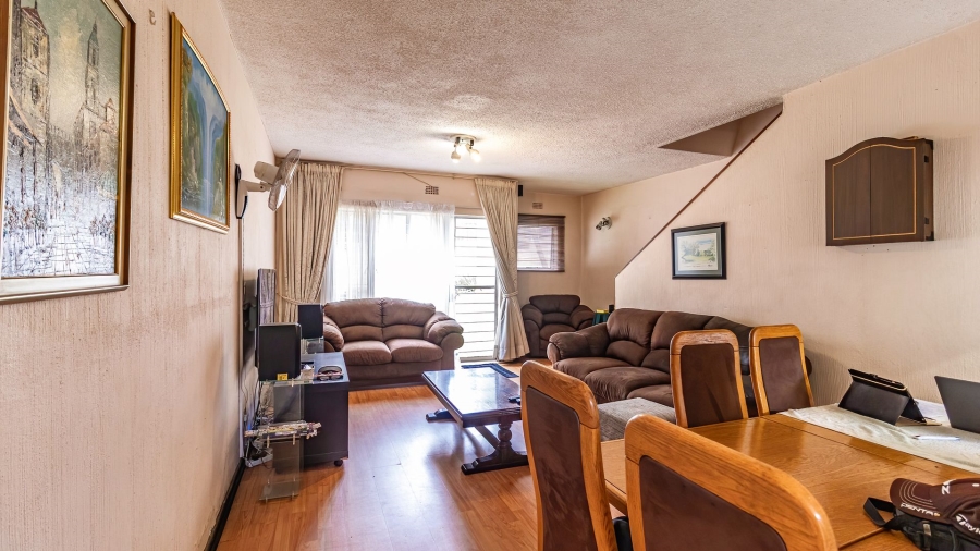 2 Bedroom Property for Sale in Eastleigh Gauteng