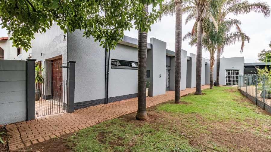 4 Bedroom Property for Sale in Eden Glen Gauteng