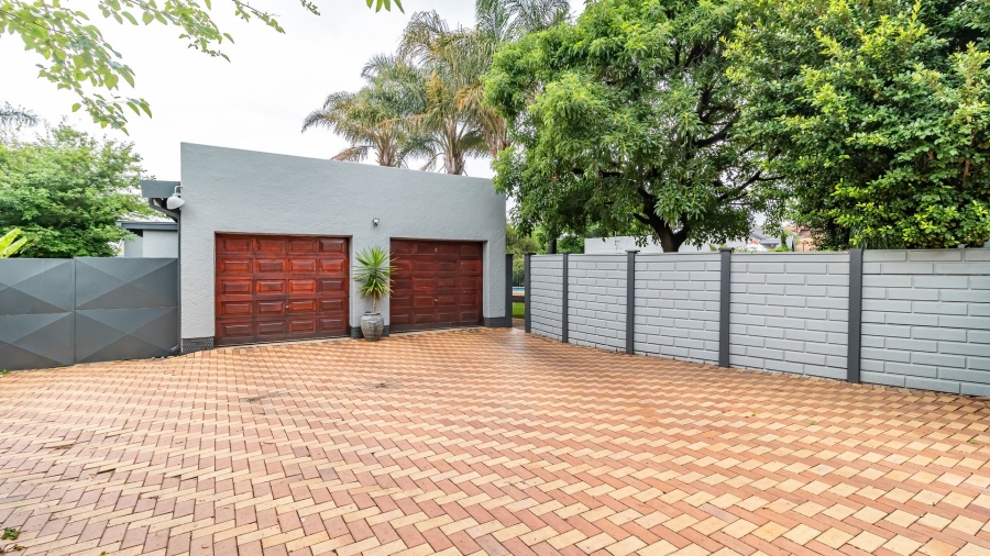 4 Bedroom Property for Sale in Eden Glen Gauteng