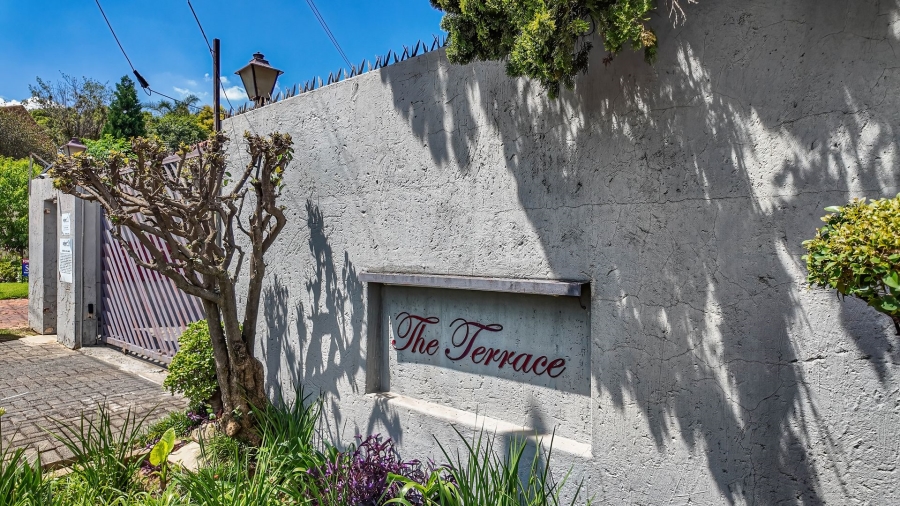 3 Bedroom Property for Sale in Corlett Gardens Gauteng