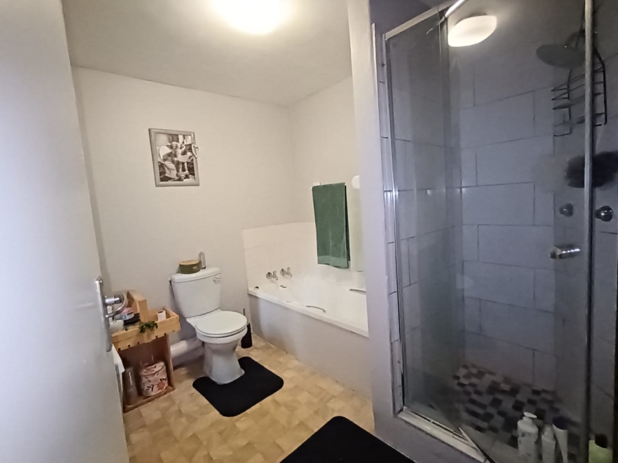 To Let 2 Bedroom Property for Rent in Paulshof Gauteng