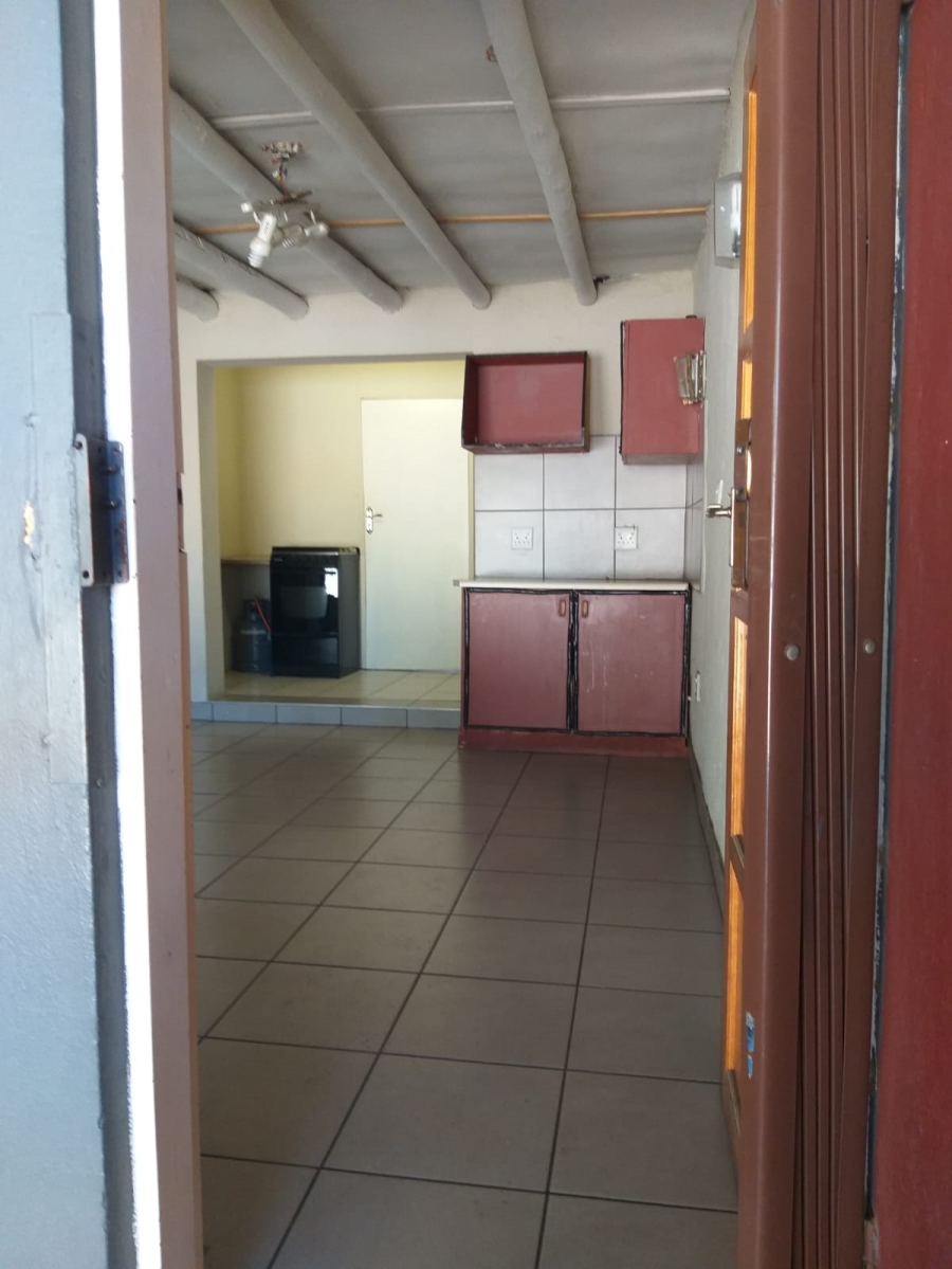 To Let 1 Bedroom Property for Rent in Randpark Gauteng