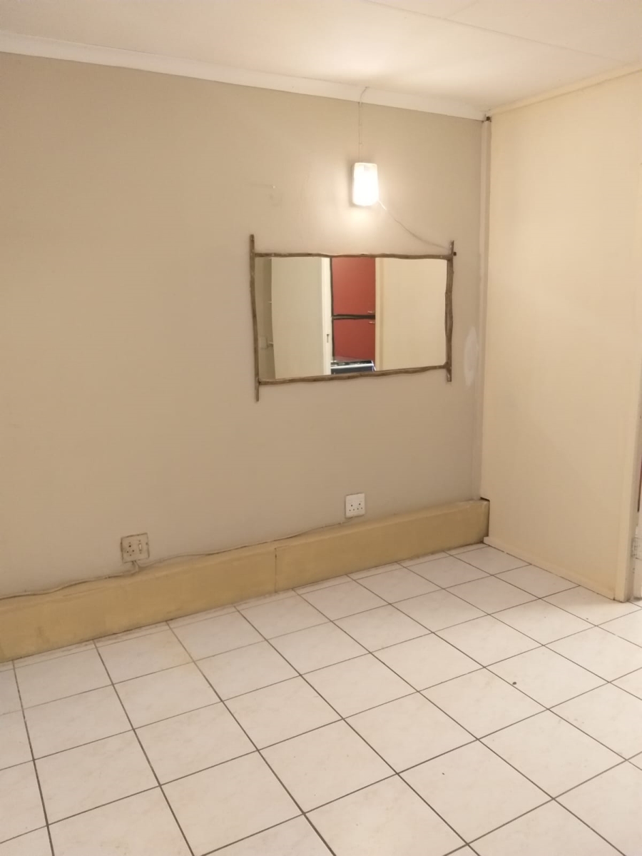 To Let 1 Bedroom Property for Rent in Randpark Gauteng