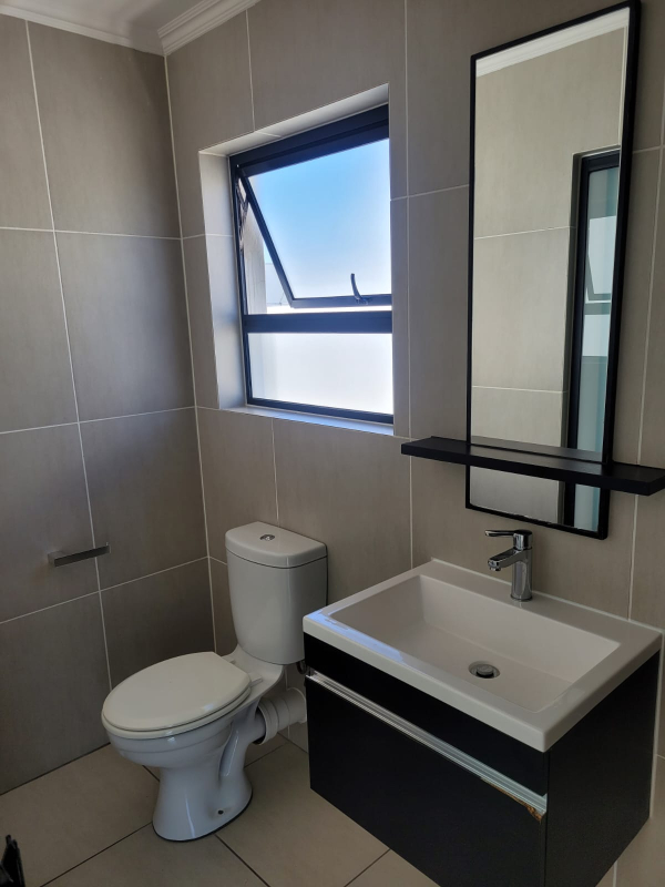 2 Bedroom Property for Sale in Greenstone Hill Gauteng