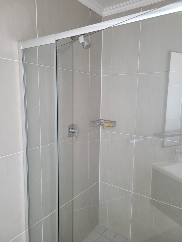 2 Bedroom Property for Sale in Greenstone Hill Gauteng