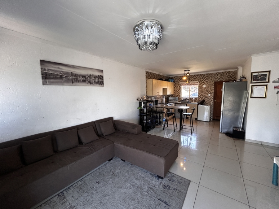 2 Bedroom Property for Sale in Greenstone Hill Gauteng