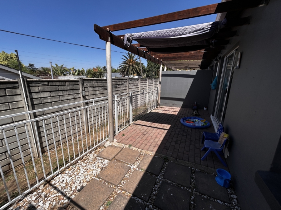 2 Bedroom Property for Sale in Greenstone Hill Gauteng