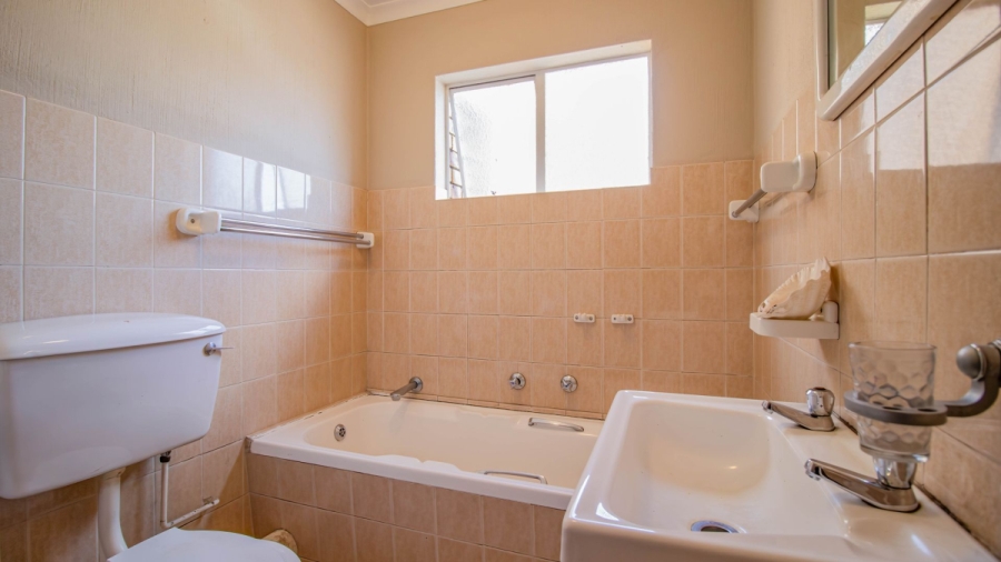 2 Bedroom Property for Sale in Eastleigh Gauteng