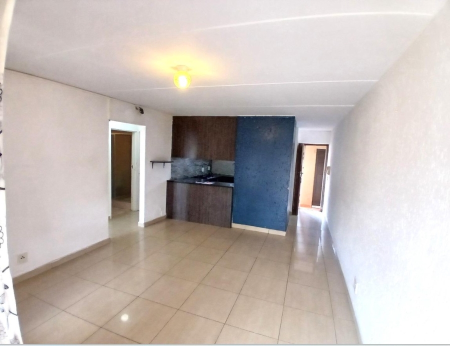 2 Bedroom Property for Sale in Mondeor Gauteng