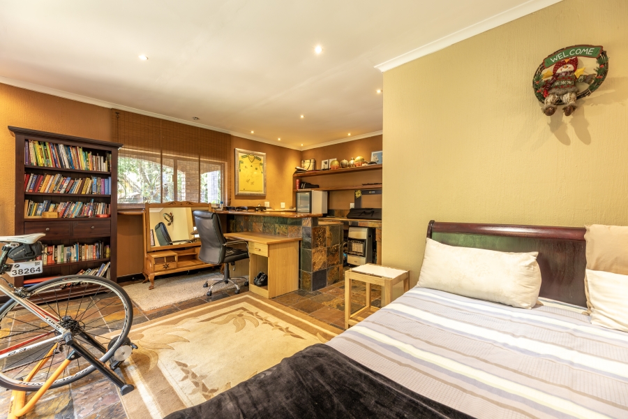 4 Bedroom Property for Sale in Norscot Gauteng