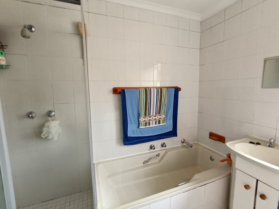 2 Bedroom Property for Sale in Glenvista Gauteng