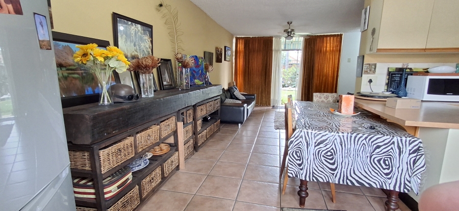 2 Bedroom Property for Sale in Garsfontein Gauteng